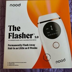Never Used - Nood Flasher 2.0 Kit with cleanser & aloe